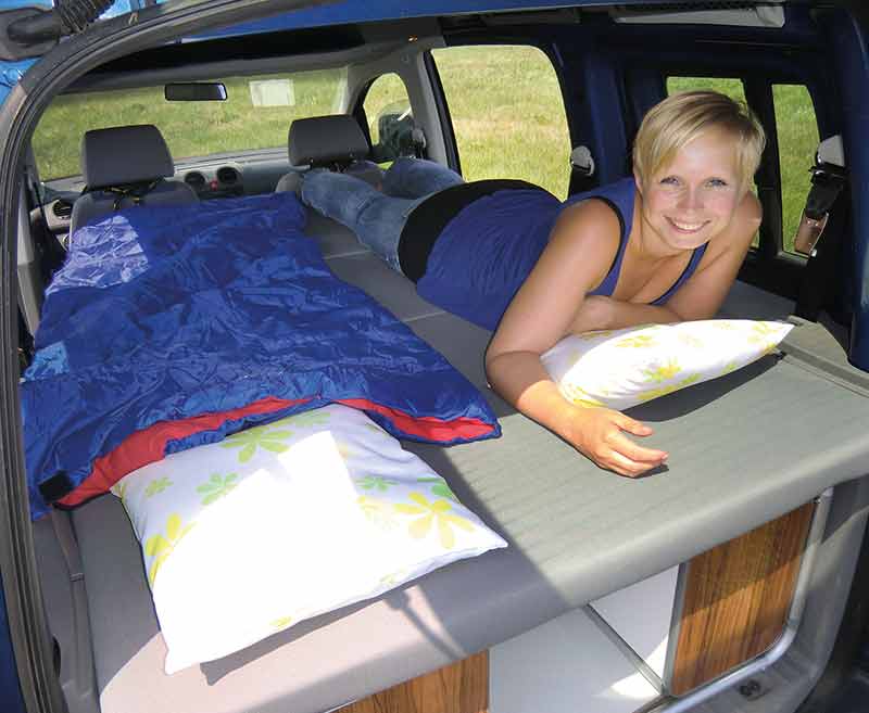 VW Caddy LR Active, letto a doghe allungabile con imbottitura e rivestimenti 132050