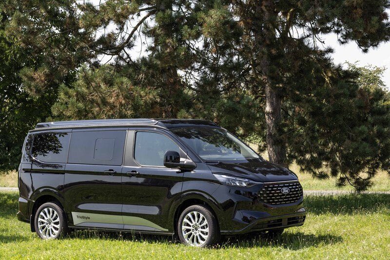 Ford Custom V710 L1 tetto con traversina - Parte anteriore alta - Soffietto a cielo aperto - Rivestimento stampato - Nero - Con LED 21171010