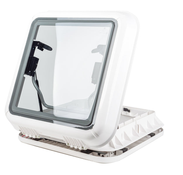 Tettoie comprensive di telaio interno con sistema oscurante, zanzariera e luci LED. M31877