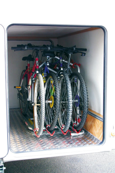Carry Bike Garage Plus per 2 / max. 4 ruote 44141