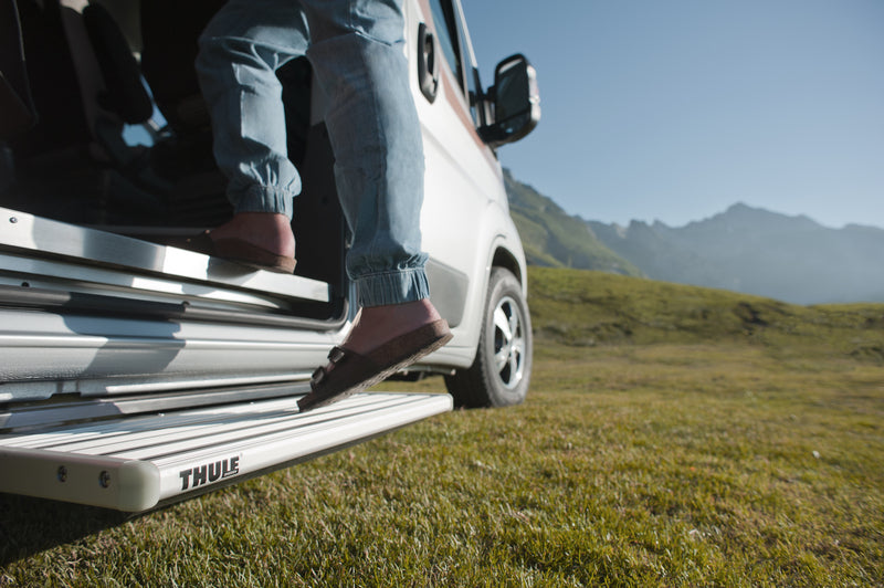 Entry level Thule Single Step Compact 12 V 912098