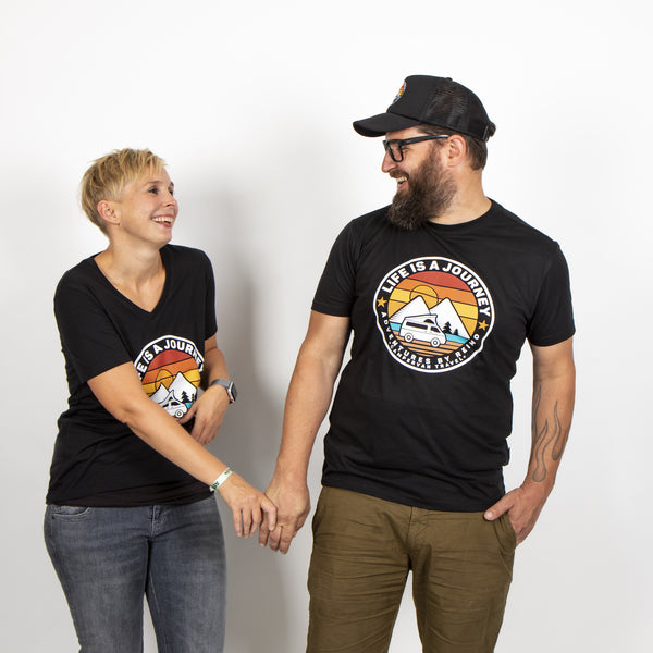 T-Shirt "LA VITA È UN VIAGGIO" Uomo M986113