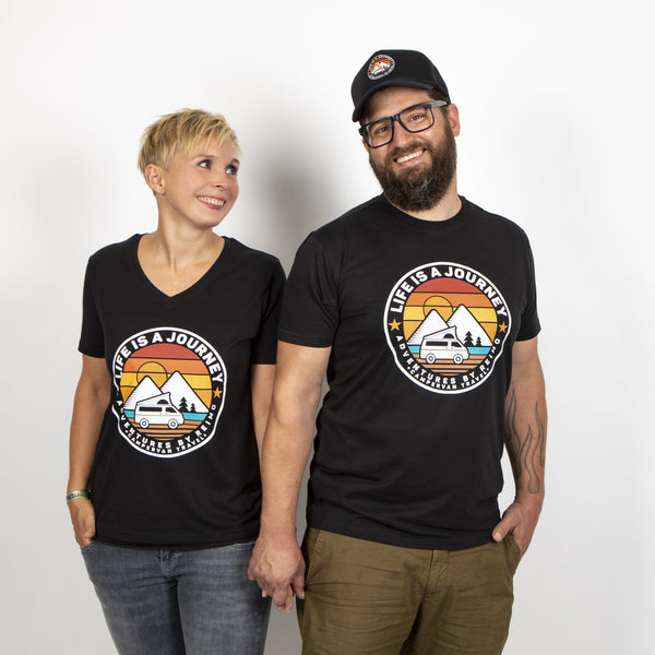 T-Shirt "LA VITA È UN VIAGGIO" Uomo M986113